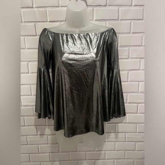 AQUA women Off Shoulder Metallic Top in silver/size S - Picture 3 of 11